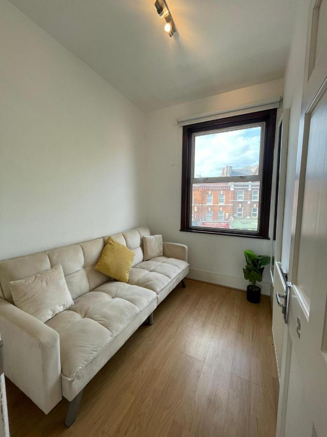 Amazing 3 Bedroom Flat Minutes From Tower Bridge London Kültér fotó