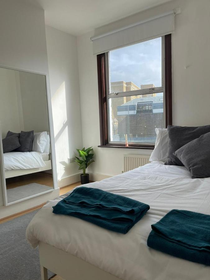 Amazing 3 Bedroom Flat Minutes From Tower Bridge London Kültér fotó