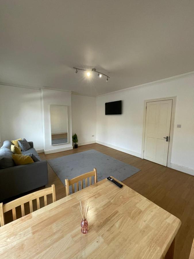 Amazing 3 Bedroom Flat Minutes From Tower Bridge London Kültér fotó